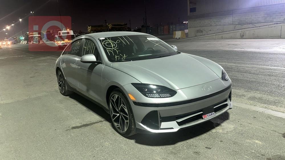 هيونداي أيونيك 6